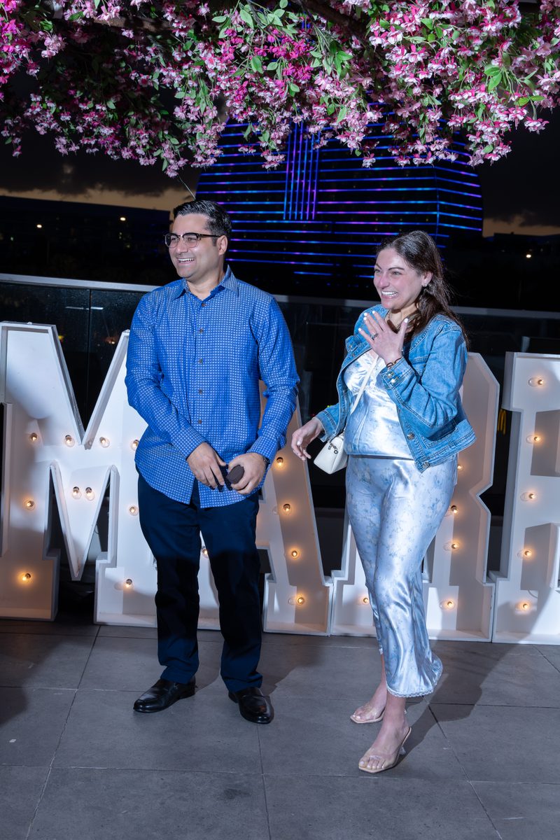 Couple at the proposal scene